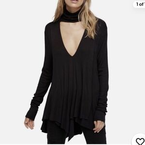 Free People Uptown Turtleneck/Choker V-Neck Tunic Womens Medium Black